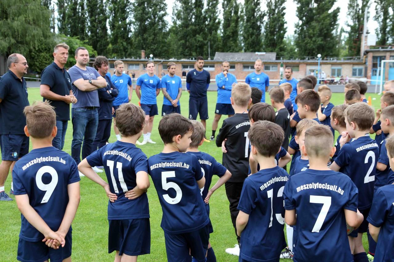 Kicsik, a nagyokkal (GALÉRIA)