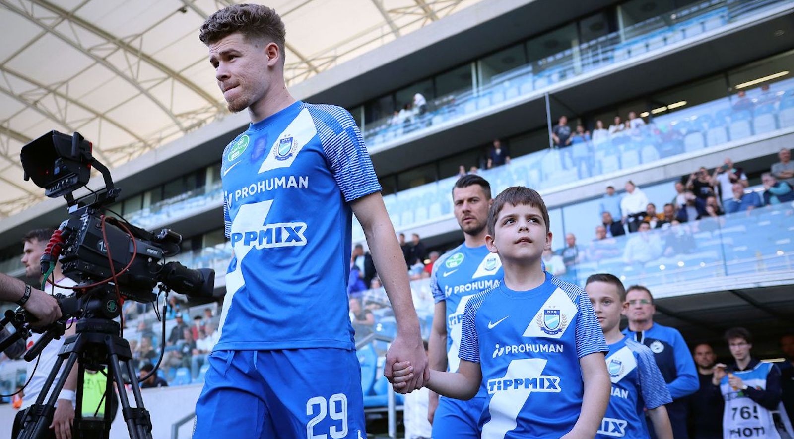 Molnár Rajmundra műtét várhat