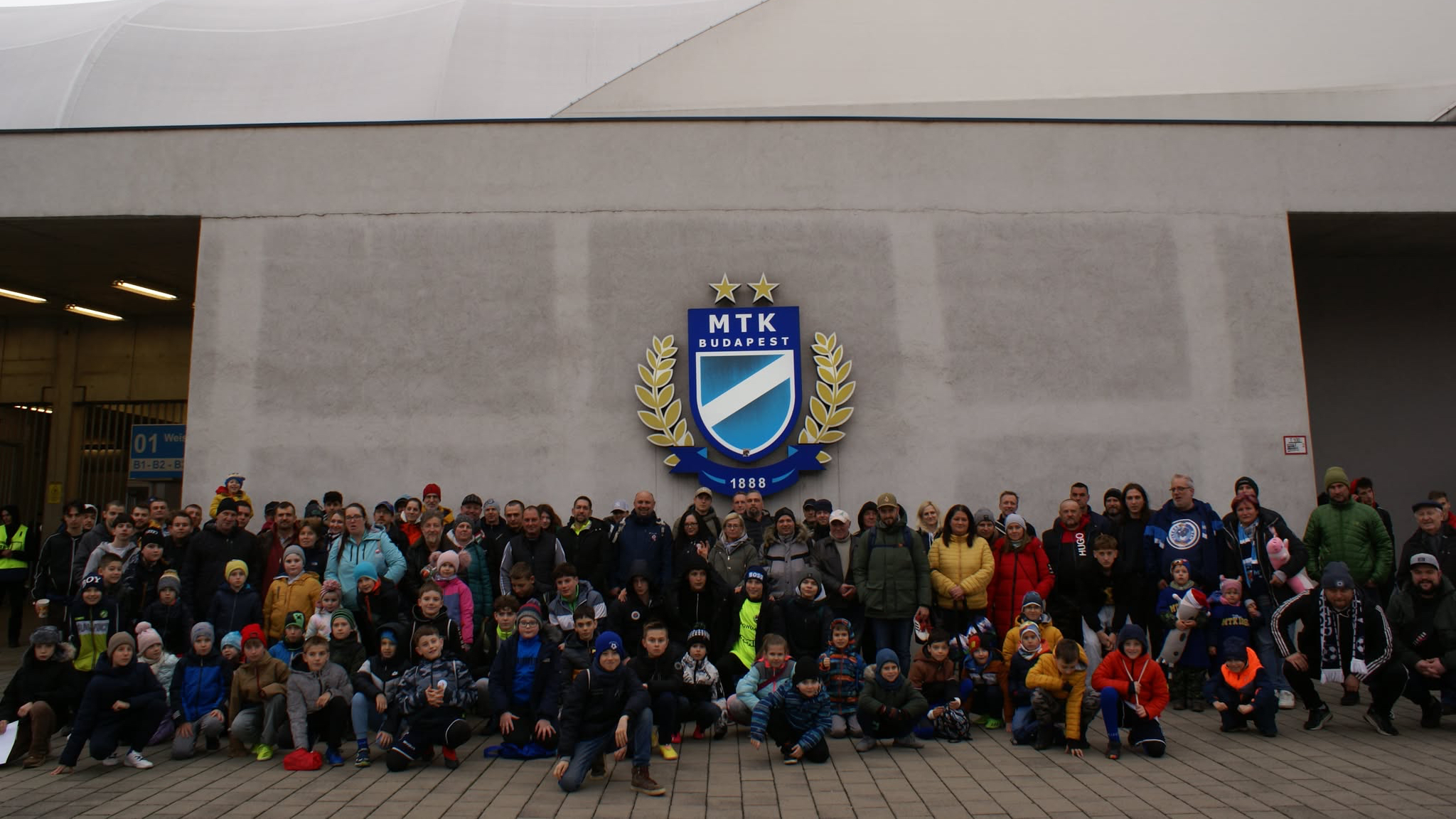 Több ezer partneregyesületi játékos látogatott ki a hazai bajnokikra