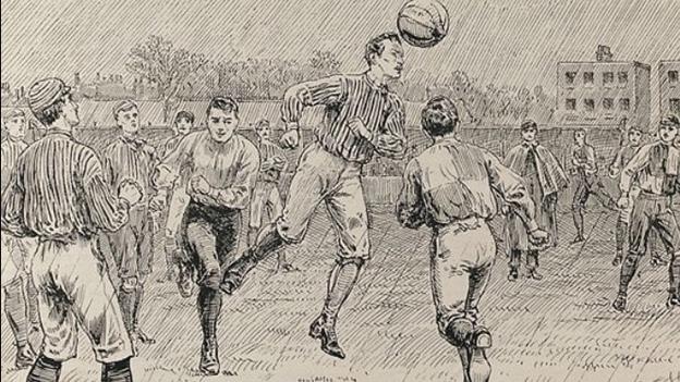 Ezen a napon volt az első hazai focimeccs, avagy a pékerdei csata