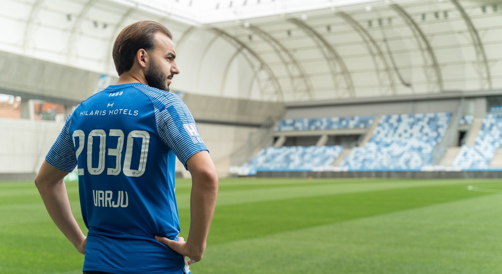 Varju 2030-ig hosszabbított klubunkkal (videó)